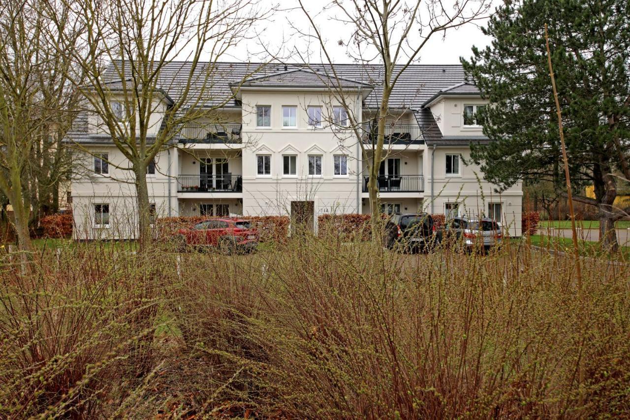 Haus Pamir - Ferienwohnungen ออสท์เซบาด นีนฮาเกิน ภายนอก รูปภาพ